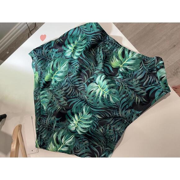 Coco Pear Tropical Leaf High-Waisted Bikini Bottom- Size L - Picture 2 of 4